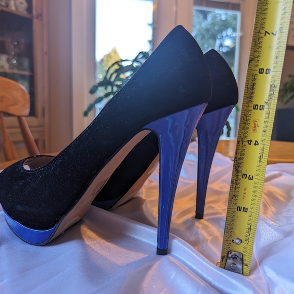 High heels - Picture 9 of 13